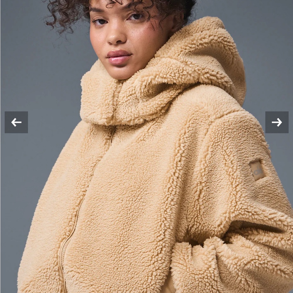 Foxy Sherpa Jacket